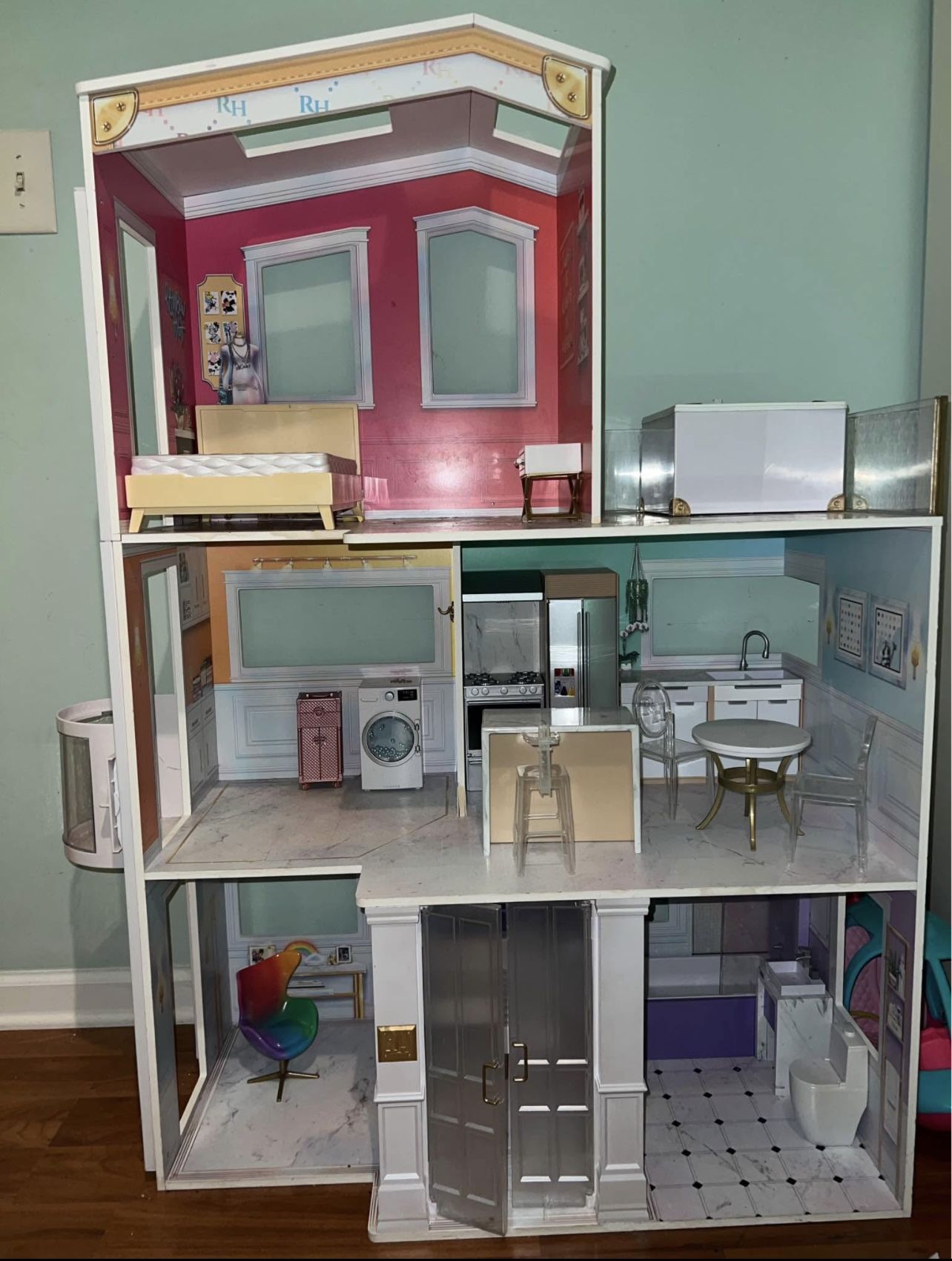 Rainbow High Doll House 