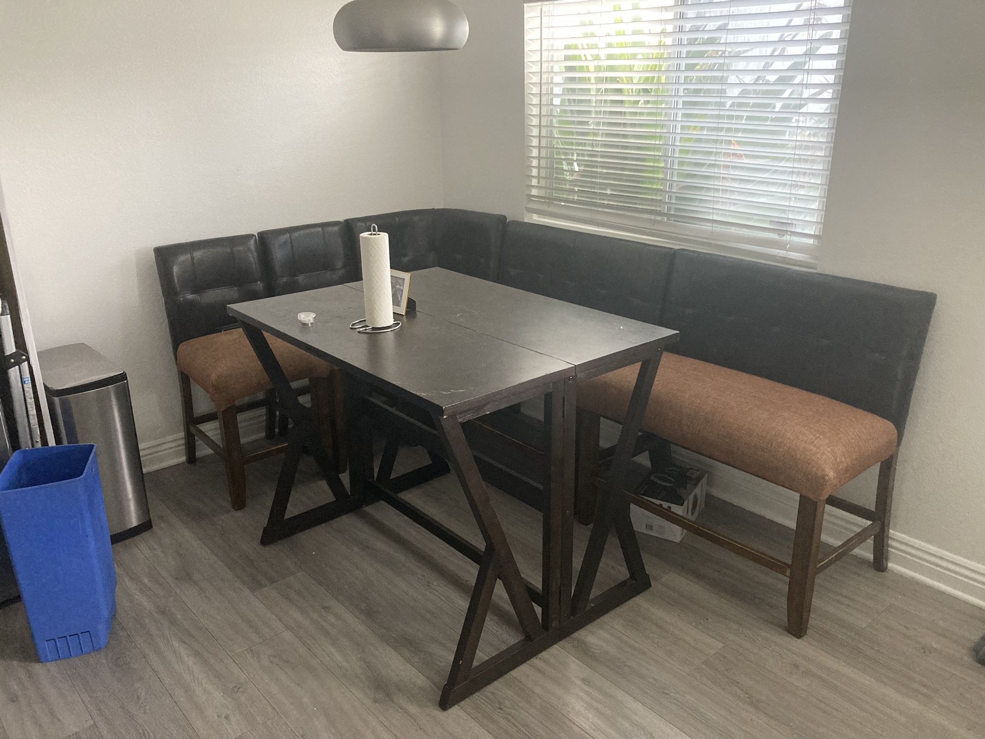 Dining Table With Modular Booth Seating 