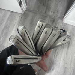 TaylorMade SIM Max Irons