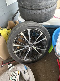 2018 Toyota Camry Wheels 5x114