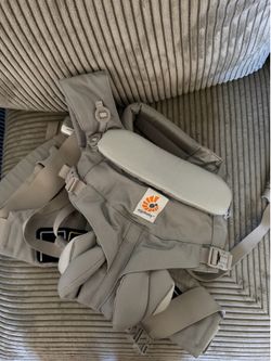 Ergobaby carrier