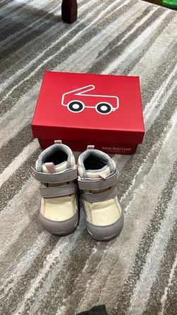 Toddler shoes- See Kai Run Atlas III