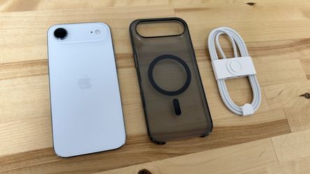 Brand New Open Box Apple Unlocked iPhone Air 512GB White with case.