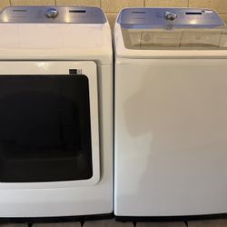 SAMSUNG- BEAUTIFUL SET WASHER AND DRYER ELECTRIC IN EXCELLENT CONDITION 
