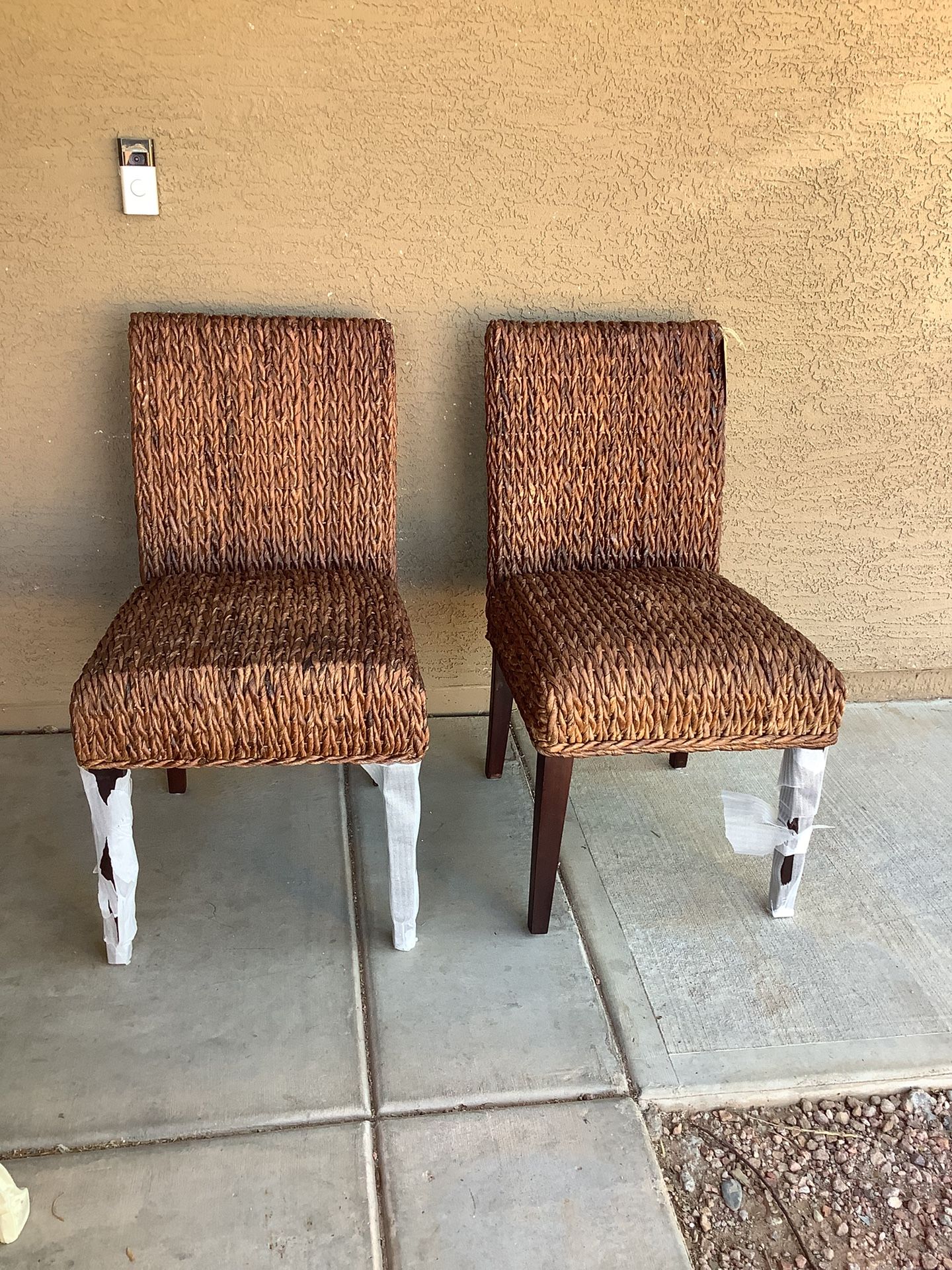 Set 2 Wicker Chairs
