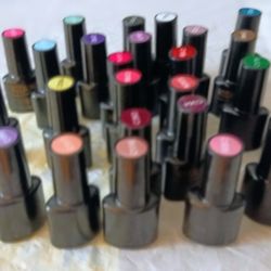 SET OF 30 GEL SOAK OFF NAIL POLISH - NEW