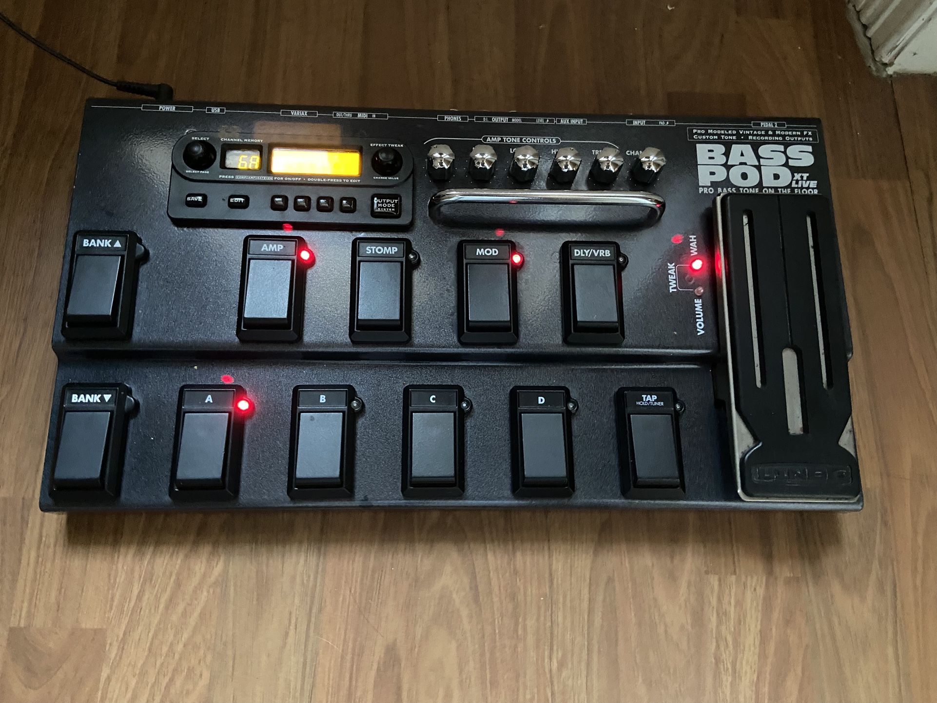 Line 6 Bass Multi FX Pedal