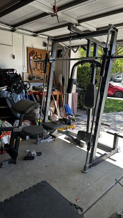 Weight lifting stareign Pro form C840 Smith