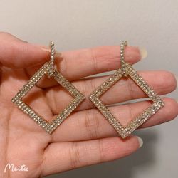 Shiny Square Earrings