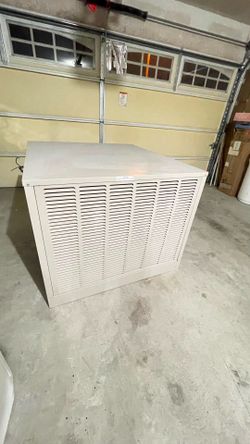 Aerocool evaporative air cooler