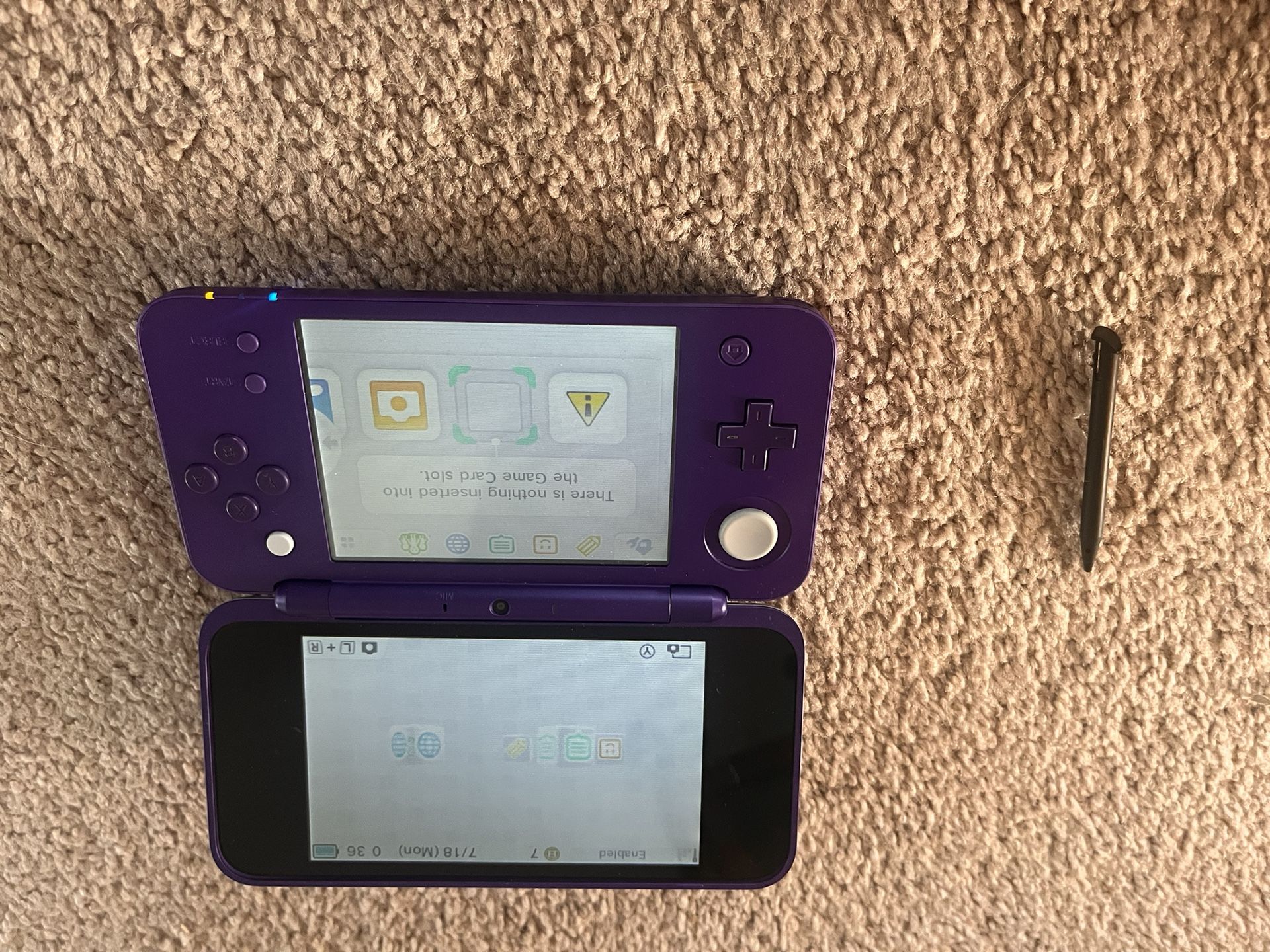 Nintendo 3ds XL W/ Case