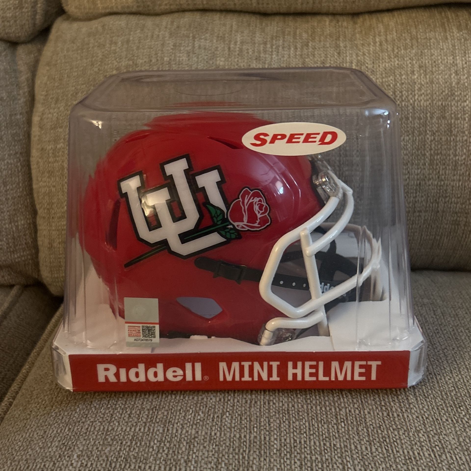 University of Utah 2023 Rose bowl Mini Helmet 