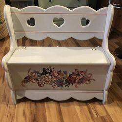 Little girls Bench