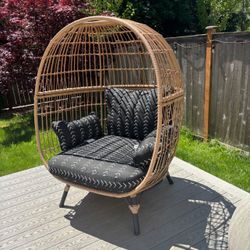 Egg Chair 