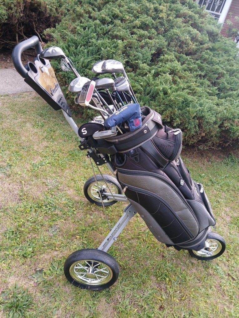 Golf Clubs Set With Golf Bag And Golf Cart