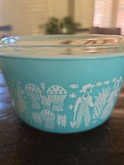 PYREX blue lidded vintage covered dish