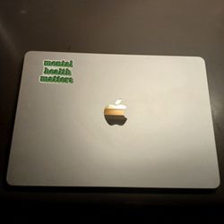 Apple Laptop 