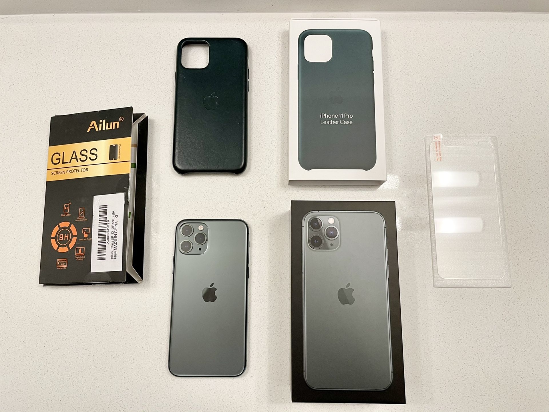 iPhone 11 Pro Midnight Green 64GB Unlocked + Apple Leather Case + Screen Protector