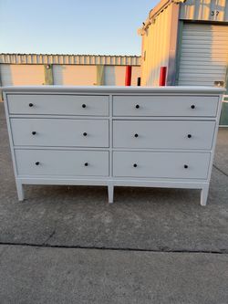 IKEA Idanäs Dresser 6 drawers