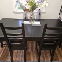 Black Dinning Room Table W 4 Chairs
