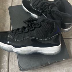 Jordan’s 11’s Size 9