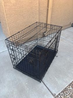 Clean double door dog cage