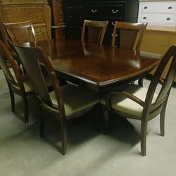 Mahogany Color Wooden Dining Room Table Set with 6 Chairs