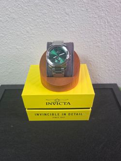 Invicta Men's Speedway Victorious 49327 Quartz 42mm Stainless Steel Green Dial