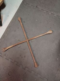 Luggnut Star Wrench