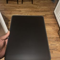 I pad Pro 12.9 5th Generation Clean Unlocked