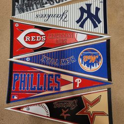 MLB Felt Pennants New York Mets, Yankees,  Houston Astros, White Sox,  Reds, Phillies