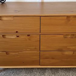 Sloane Mid-Century Modern Caramel 6-Drawer 52 in. Solid Wood Dresser