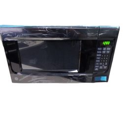 GE® 1.4 Cubic Foot Capacity Countertop Microwave Oven, Black, JES1460DSBB