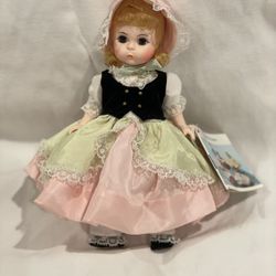 Madame Alexander Retired 8 Inch Vintage Doll: Bo Peep 483 w/Original Box