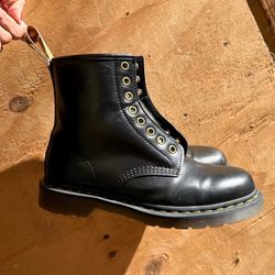 Dr Martens Boots 8