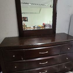 9 Drawer