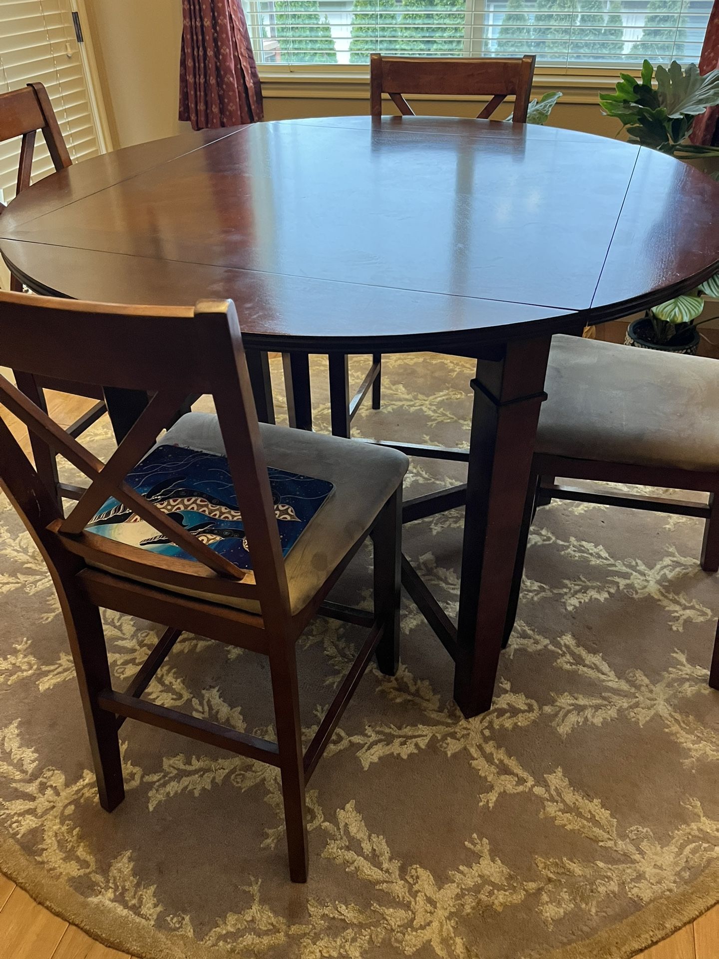 Gathering Dining Table And 4 Tall Chairs