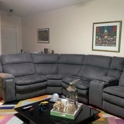 Sectional Reclinable 