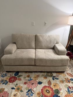 Loveseat Sofa Couch - Like New