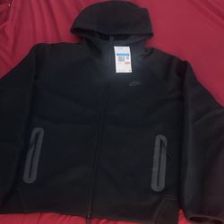 Nike tech brand New with tags