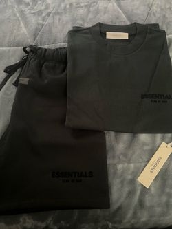 Essentials set