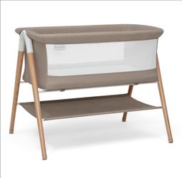 Bed side bassinet
