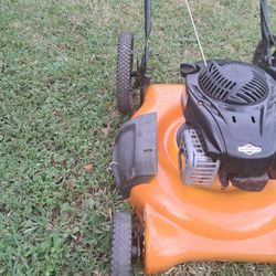 Lawn Mower Poland Pro 21in Cut