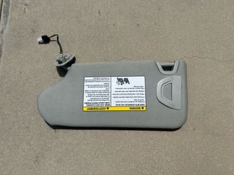 Nissan Altima Sun Visor (1)