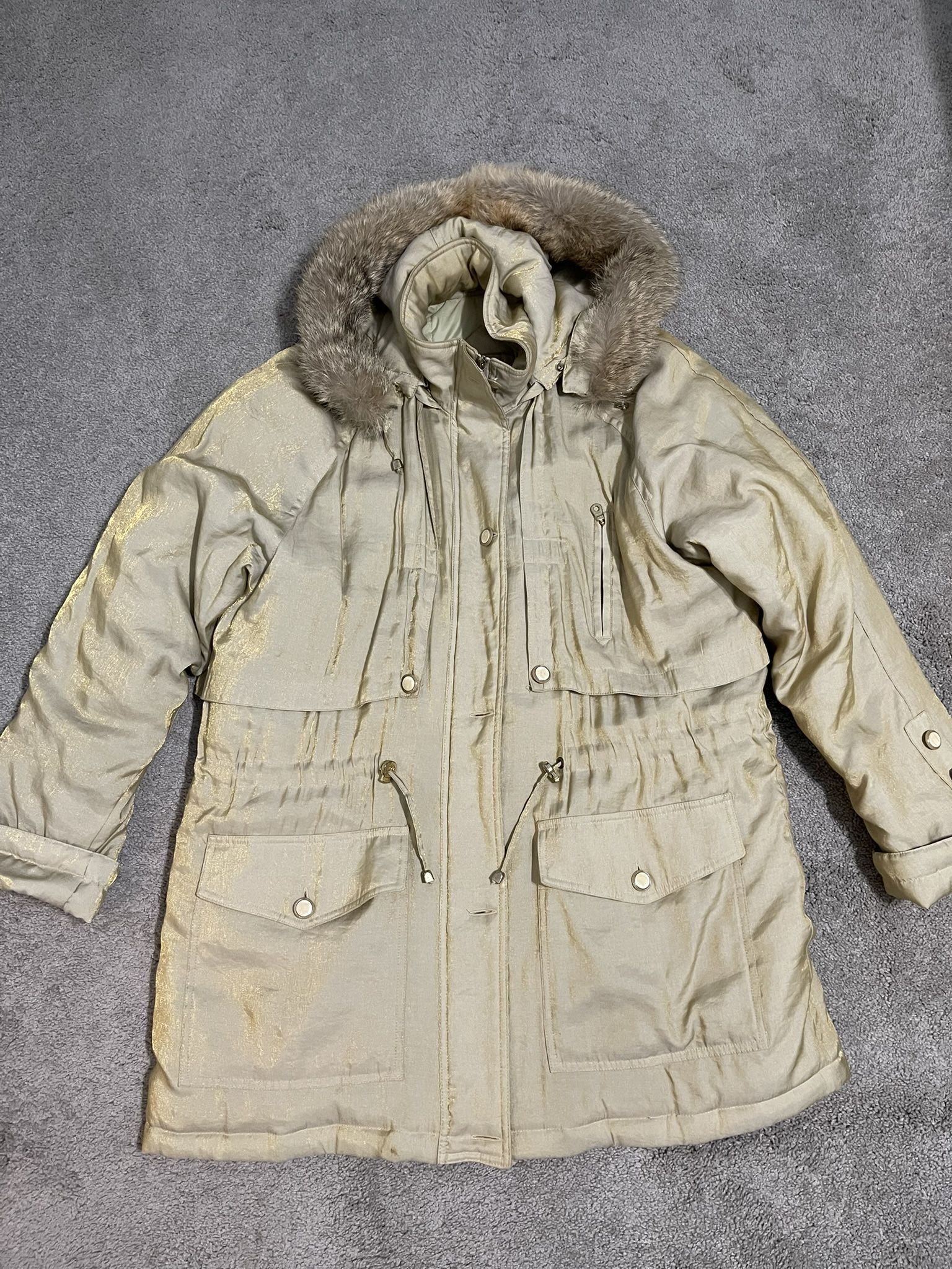 Jacket With Hood And Fur