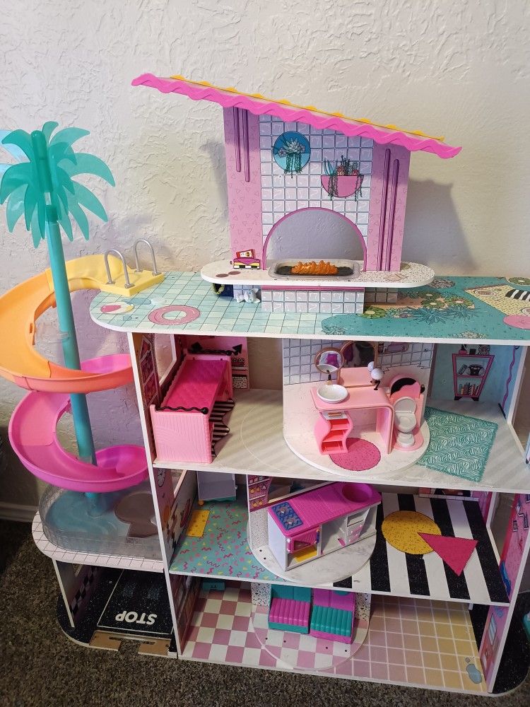 Lol Suprise Doll House