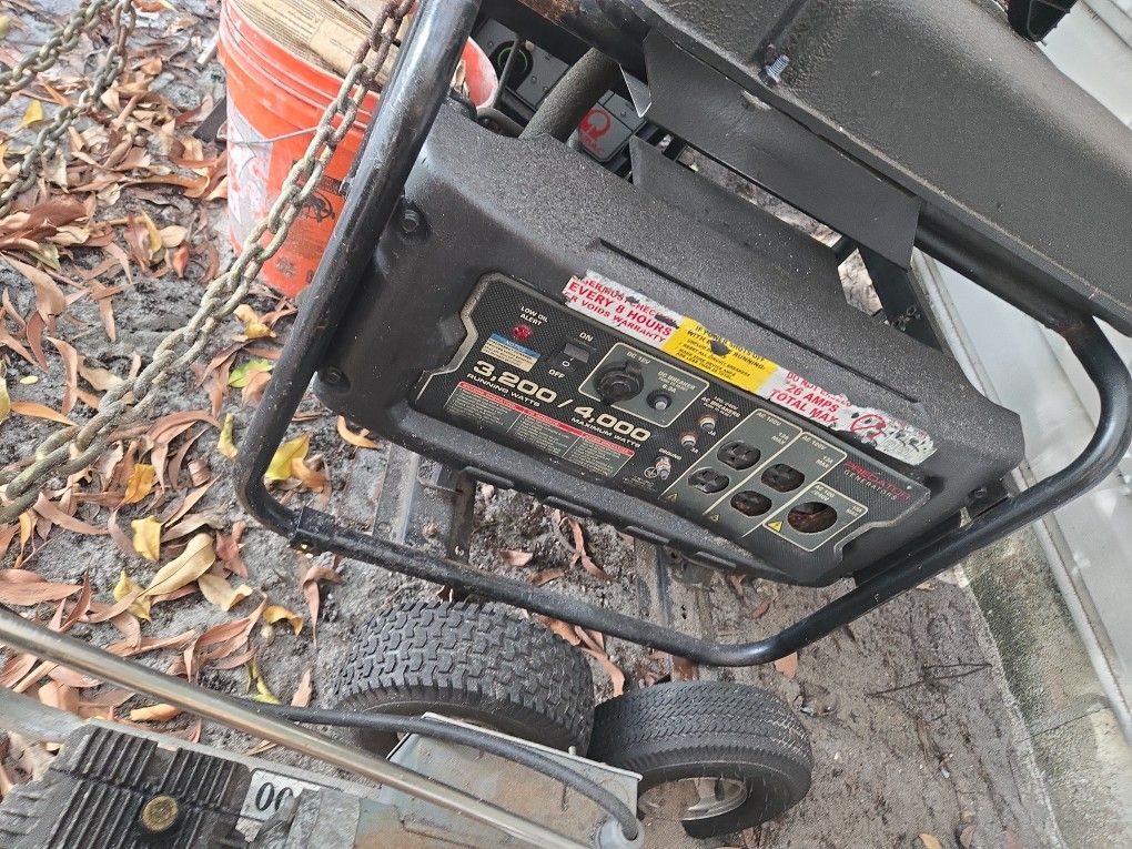 Predator 3,200/4,000 Generator