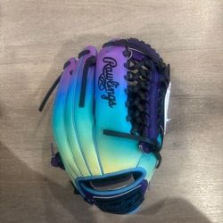 2025 Rawlings Heart of the Hide Baseball Glove