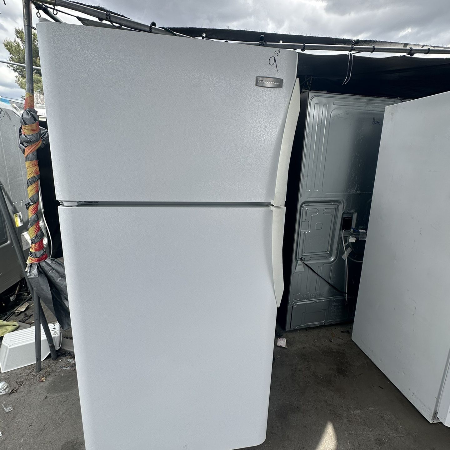 Frigidaire White Apartment Size Fridge We Deliver 🚚 And Install 