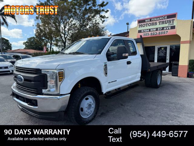 2019 Ford F350 Super Duty Super Cab & Chassis